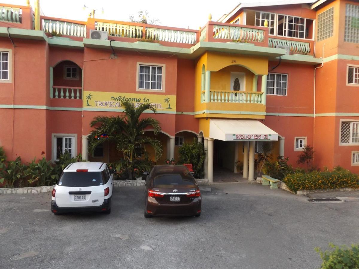 Tropical Court Hotel Montego Bay Eksteriør bilde