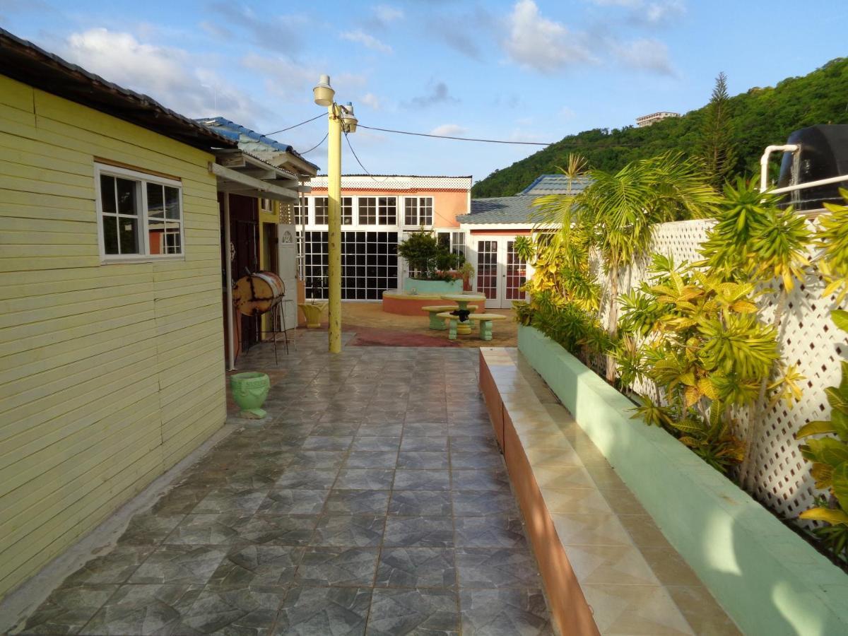 Tropical Court Hotel Montego Bay Eksteriør bilde